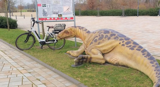 Dino auf dem Stadtplatz, © Stadt Rehburg-Loccum Dino auf dem Stadtplatz, © Stadt Rehburg-Loccum