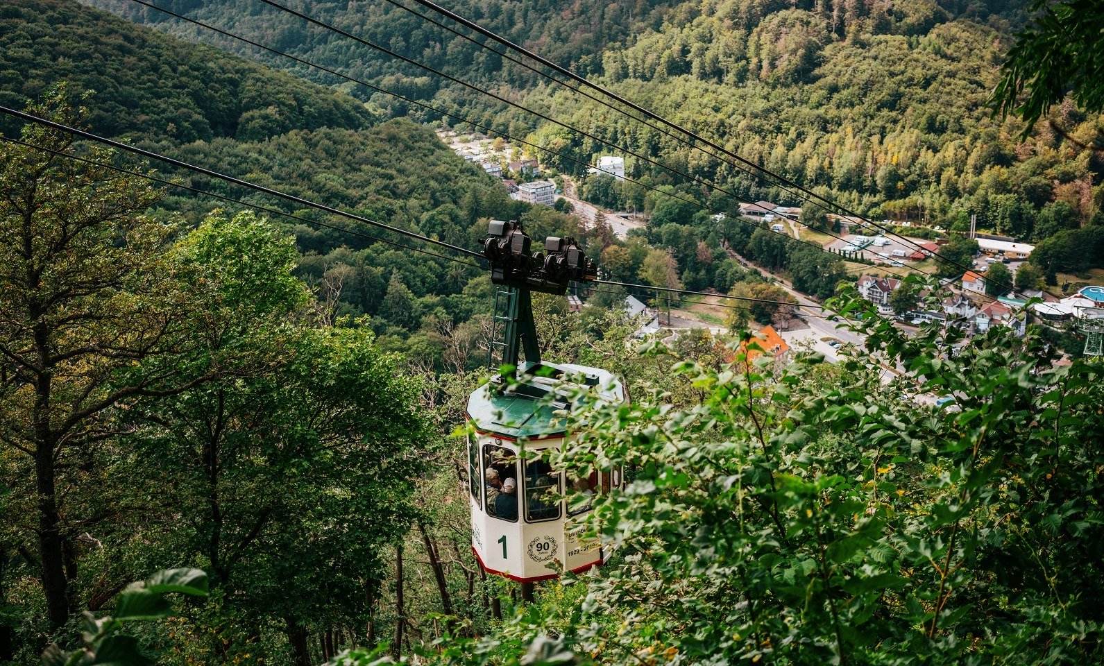 Die Burgberg-Seilbahn in Bad Harzburg, © Stadtmarketing Bad Harzburg, Nordstadtlicht