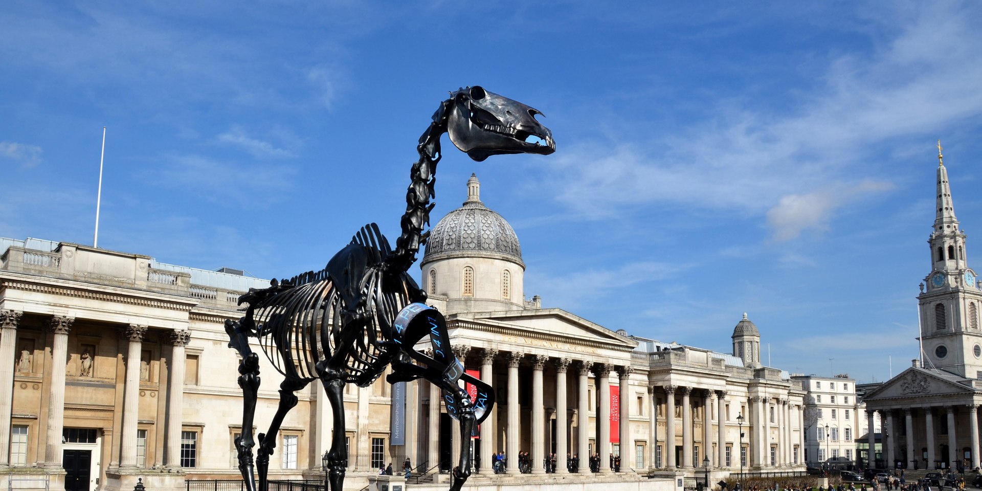 Hans Haacke, Gift Horse, 2014, © Hans Haacke / VG Bild-Kunst