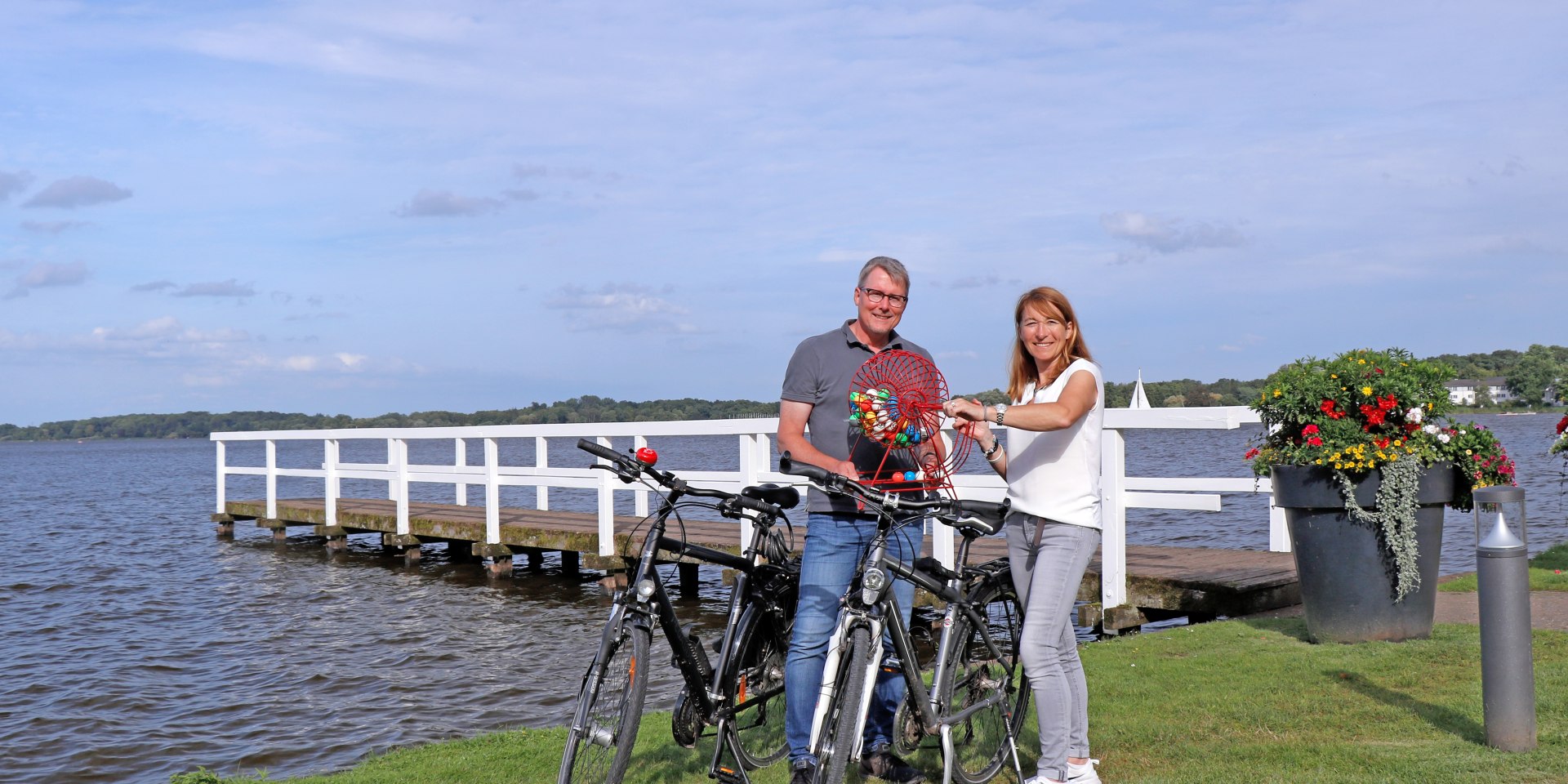 Radfahren und gleichzeitig Bingo spielen, das ist beim neuen Radler-Bingo in Bad Zwischenahn nun möglich. , © Bad Zwischenahner Touristik GmbH