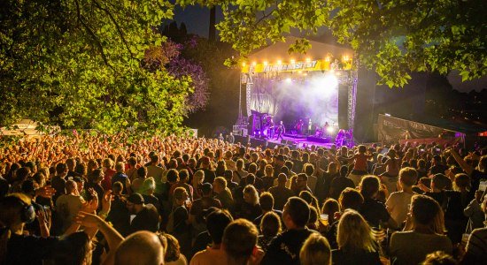 Fährmannsfest Musikbühne, © Axel Herzig Fährmannsfest Musikbühne, © Axel Herzig