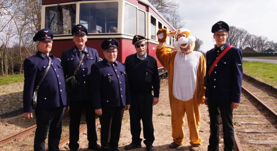 Der Museums-Eisenbahn lädt zum Ostereiersuchen Am Bahnhof Heiligenberg ein. Dafür setzt die Museums-Eisenbahn Sonderzüge ein., © Foto: Martin Thies 