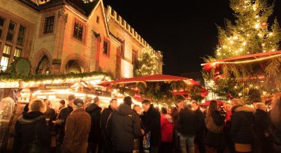 Weihnachtsmarkt am Alten Rathaus Göttingen, © Göttingen Tourismus Weihnachtsmarkt am Alten Rathaus Göttingen, © Göttingen Tourismus