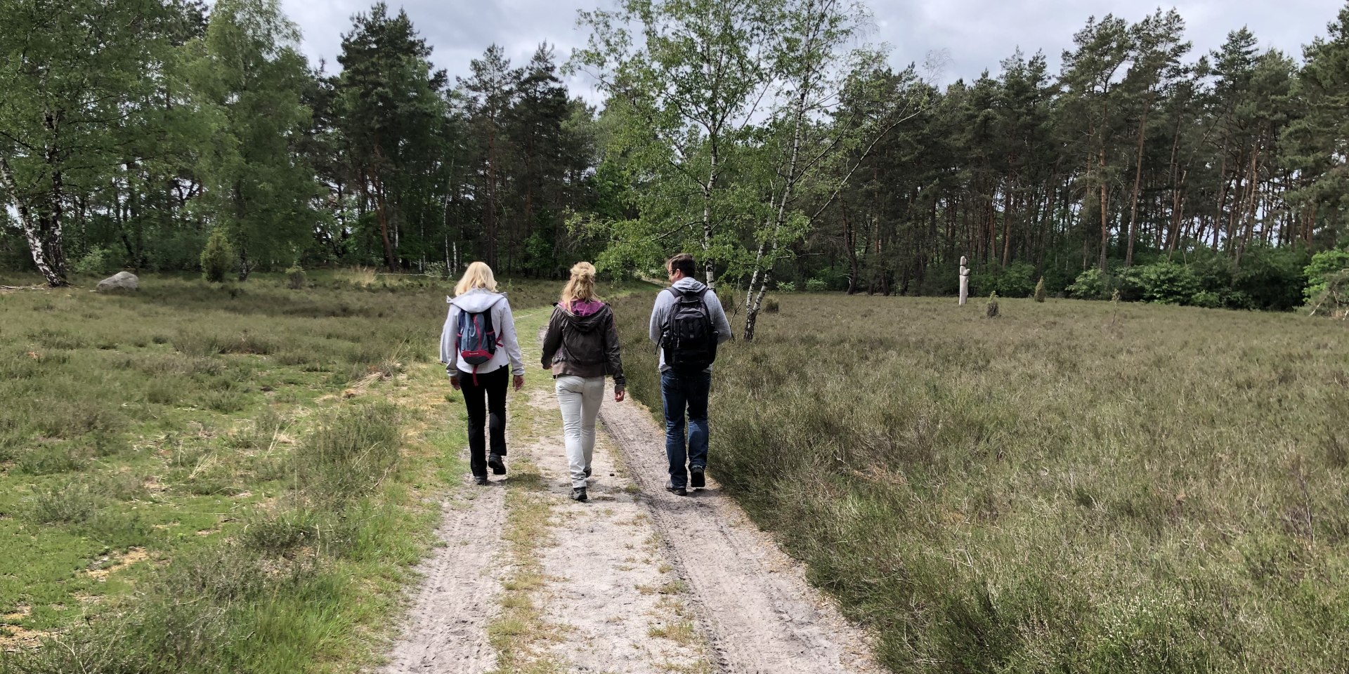 Die Mittelweser-Region bietet interessante Wander- und Pilgerwege. Vom kleinen Rundkurs über historische Promenaden, Fernwanderwege bis zu Pilgerwegen ist alles dabei., © Mittelweser-Touristik GmbH