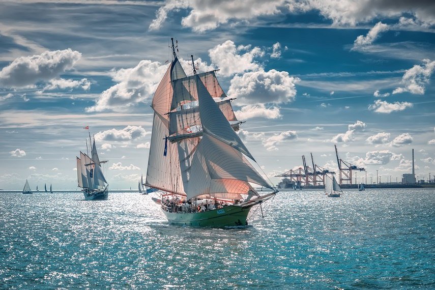 Interessierte Besucher können die spannende Regatta auf der Jade selbst miterleben., © Rainer Ganske