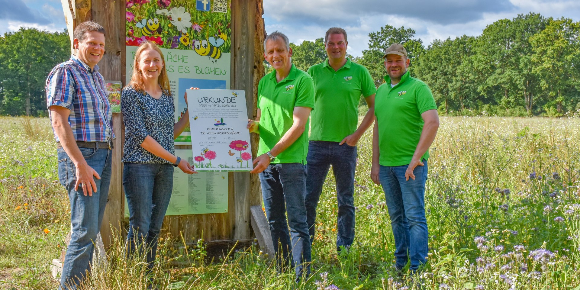 Gemeinsam bringen sie die Heide Region zum Blühen, © Rosenhof Marketing