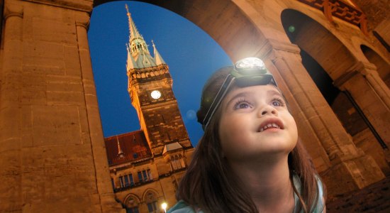 Alle Kinder zwischen fünf und zehn Jahren können sich in den Osterferien auf das abwechslungsreiche Kinderführungsangebot freuen., © Braunschweig Stadtmarketing GmbH/okerland-archiv, shutterstock