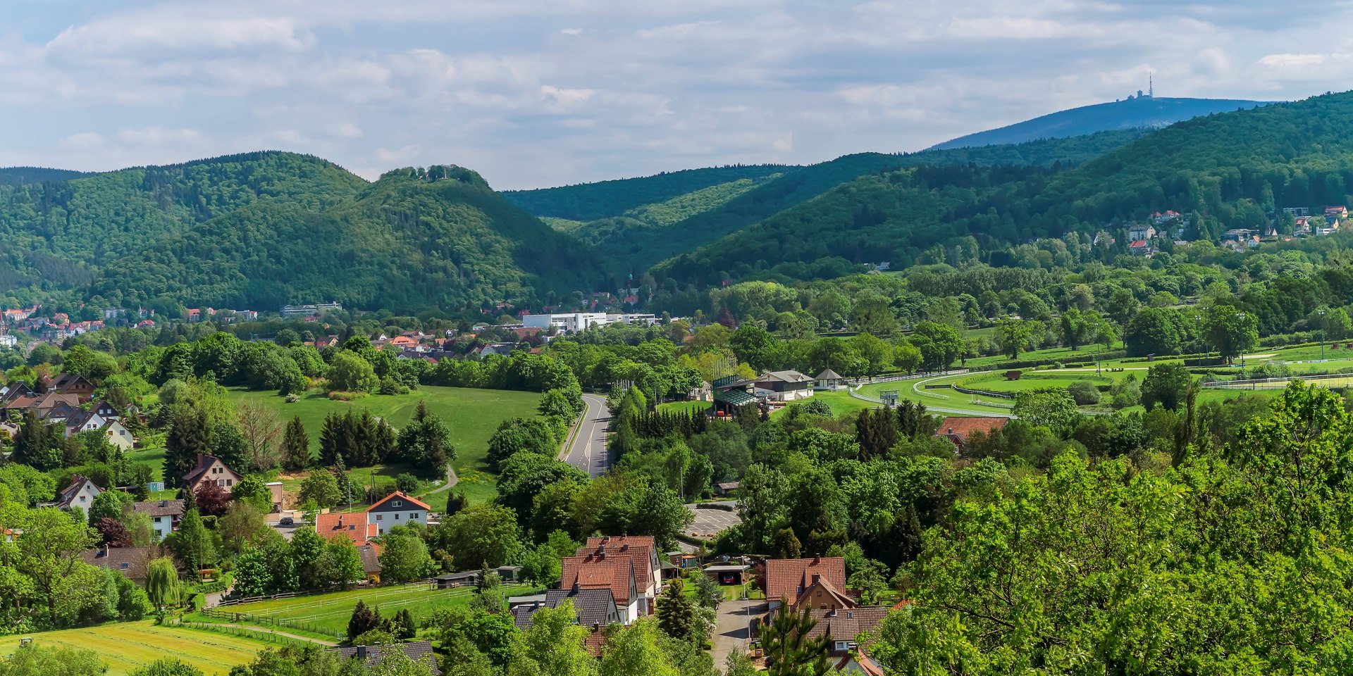 Bad Harzburg mit Blick auf den Burgberg, © Stadtmarketing Bad Harzburg / Franziska Pönisch