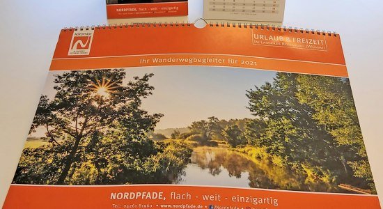 Die NORDPFADE Wanderkalender 2021, © Touristikverband LK Rotenburg Die NORDPFADE Wanderkalender 2021, © Touristikverband LK Rotenburg