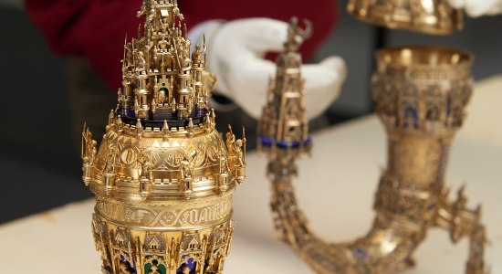 Zwei Kopien des Oldenburger Wunderhorns , © Landesmuseum Oldenburg/ Sven Adelaide Zwei Kopien des Oldenburger Wunderhorns , © Landesmuseum Oldenburg/ Sven Adelaide