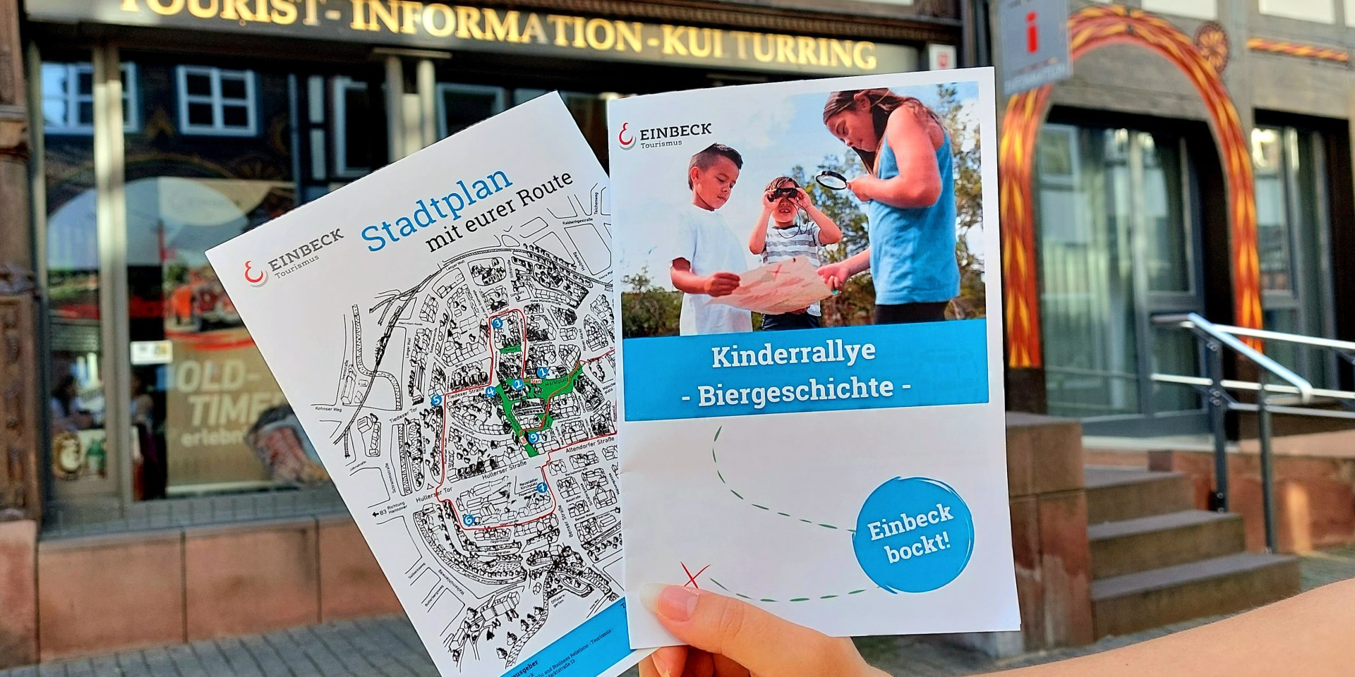 Kinderralley vor der Tourist-Information, © Bild &quot;Kinderrallye Biergeschichte&quot; von Einbeck Tourismus. Lizenz: CC0 