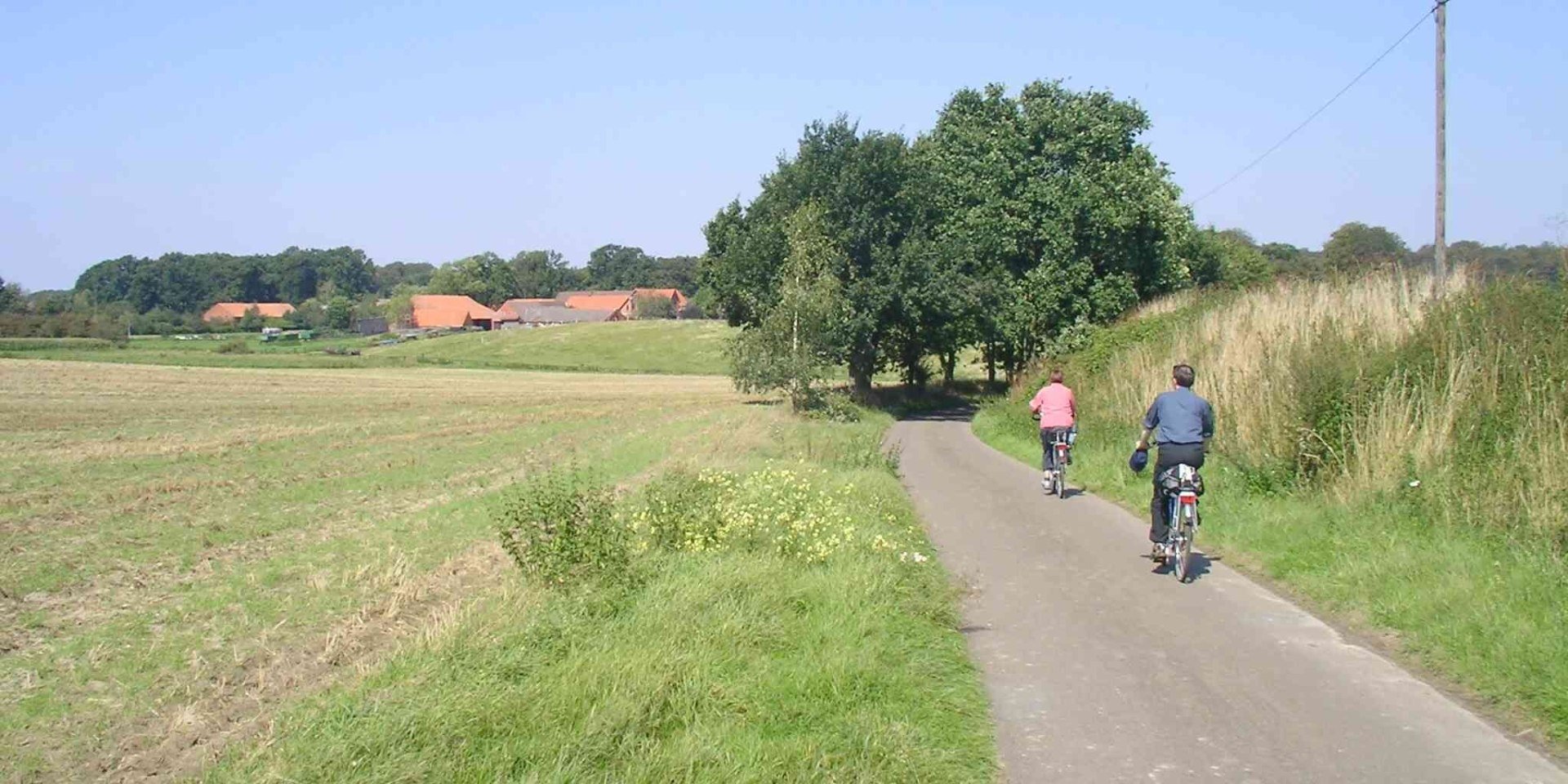 Radeln abseits der Weser, © NaturFreunde Nienburg