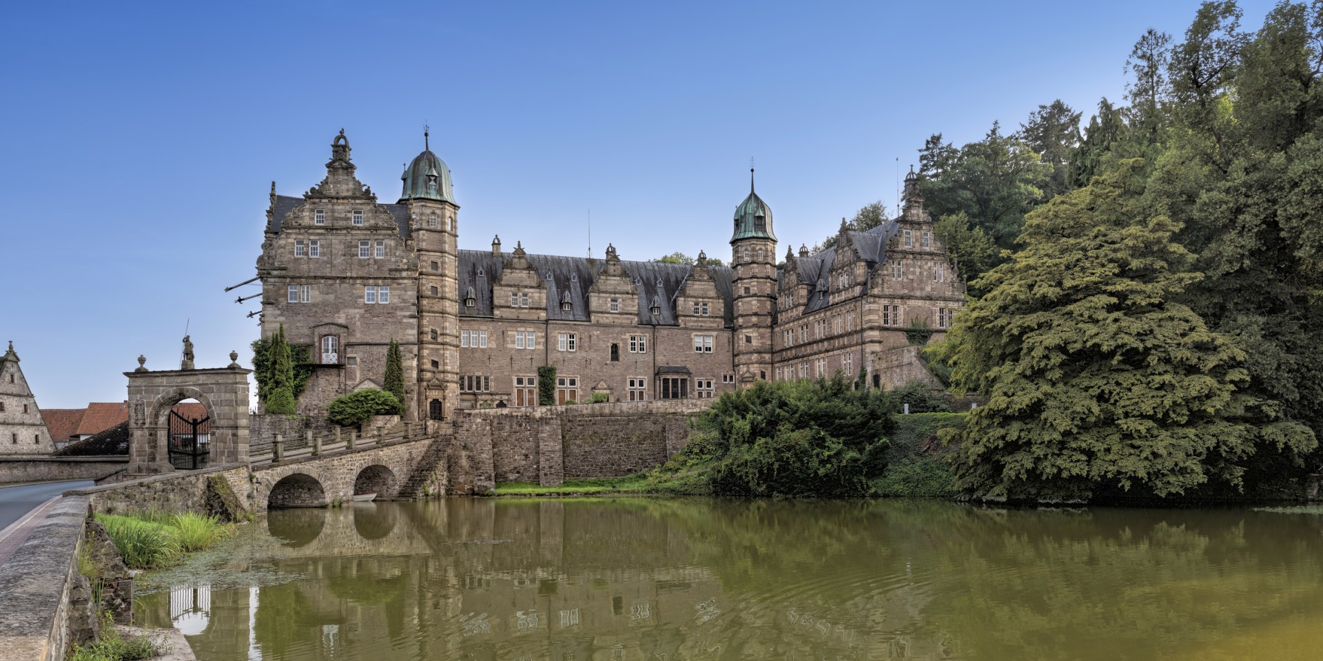 Schloss Hämelschenburg, © Fotolia / blickfang