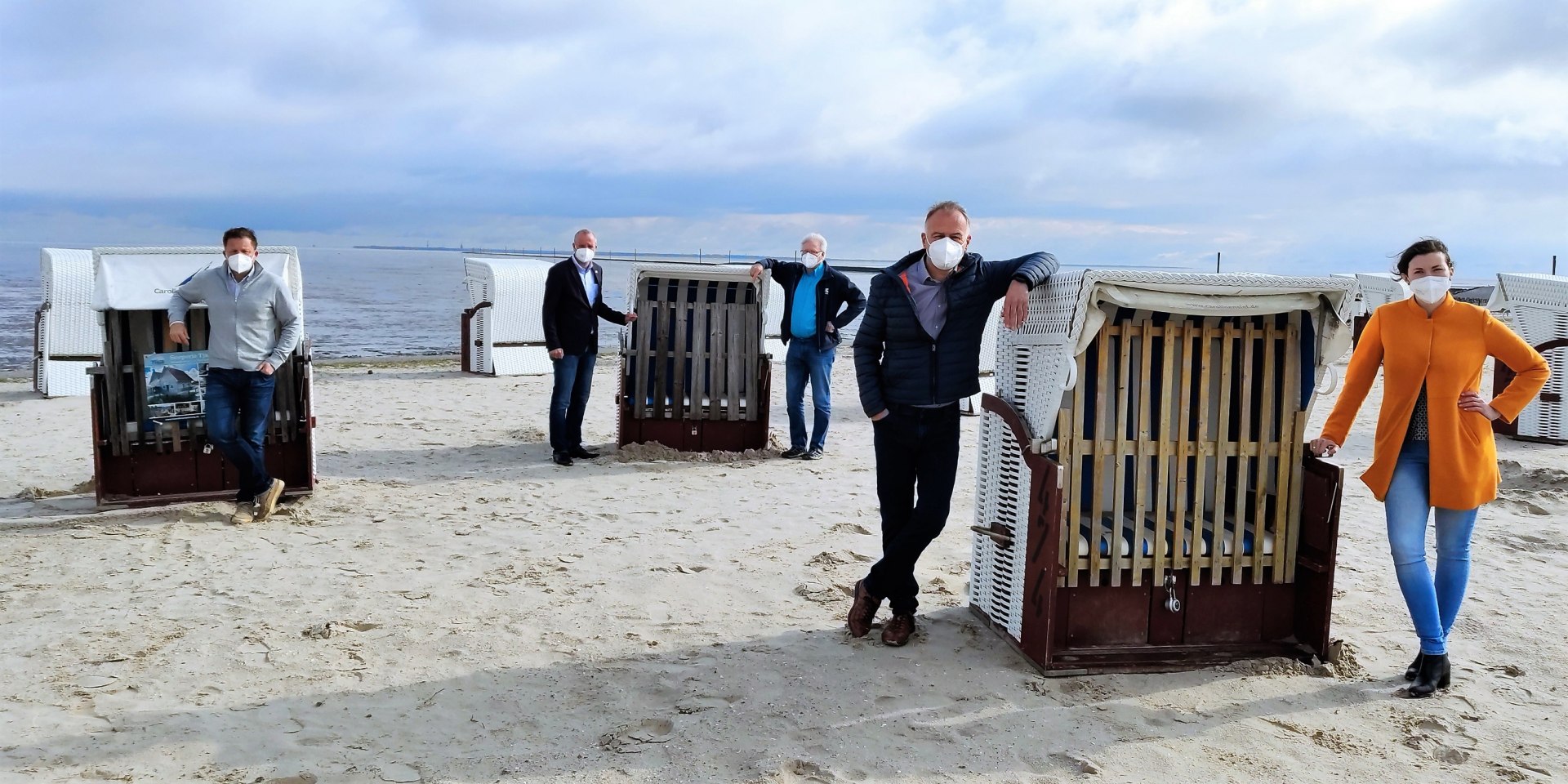 Das Bild zeigt Kai Koch, Andreas Eden, Johann Pieper, Johann Taddigs und Claudia Eilts, © Nordseebad Carolinensiel-Harlesiel GmbH