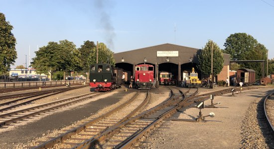 Triebfahrzeuge an der Betriebsstätte Bruchhausen-Vilsen, © Regine Meier