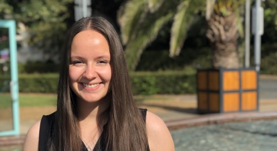 Annika Schmitmeier mit Urkunde, © Bad Pyrmont Tourismus GmbH