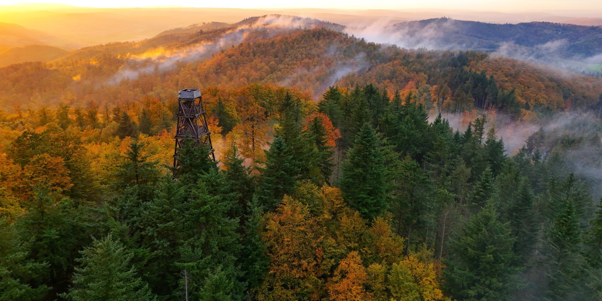 Blick auf den Ebersnackenturm, © Marc Sprödefeld