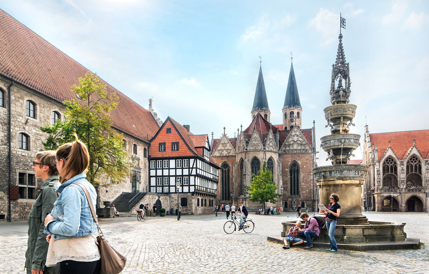 Die Löwenstadt Braunschweig hat mit ihren zahlreichen Sehenswürdigkeiten, Museen und Restaurants vieles für Städtereisende zu bieten, © Braunschweig Stadtmarketing GmbH/Marek Kruszewski