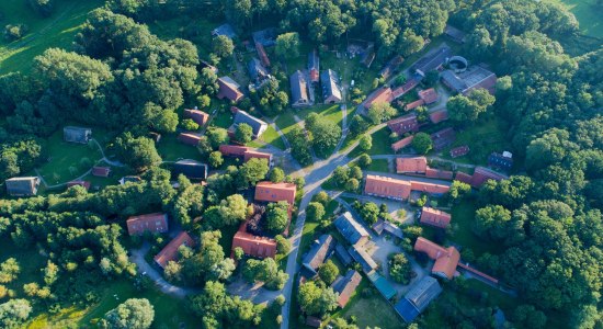 Luftaufnahme des Rundlingsdorfs Lübeln, © Skyimage21