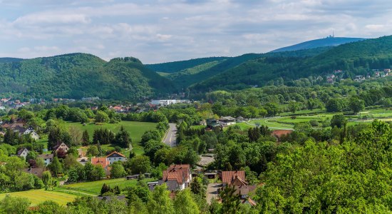 Bad Harzburg mit Blick auf den Burgberg, © Stadtmarketing Bad Harzburg / Franziska Pönisch Bad Harzburg mit Blick auf den Burgberg, © Stadtmarketing Bad Harzburg / Franziska Pönisch