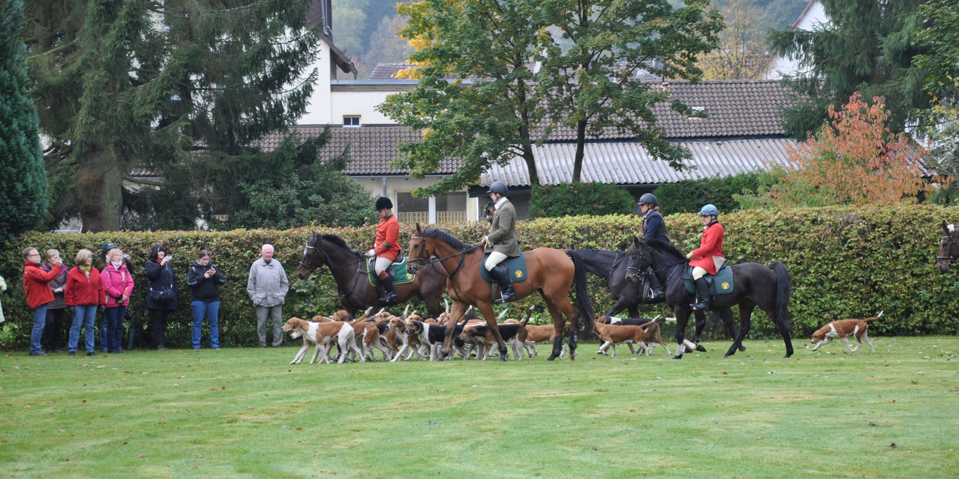 Hubertusreitjagd in Neuhaus, © Solling-Vogler-Region im Weserbergland e.V.